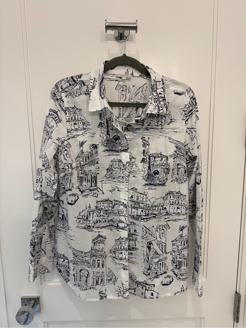 Talbots Navy Blue & White European Scene Button Down Shirt Medium